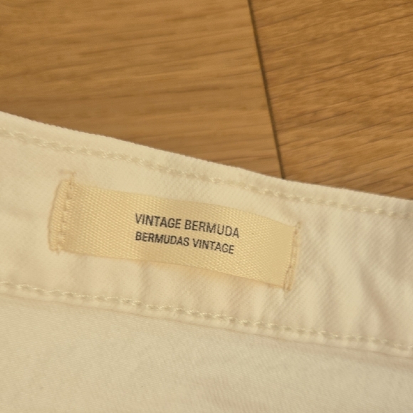 Universal Thread White Women's Bermuda Shorts, 8/29R, VGUC, Frayed Hem - Picture 5 of 8